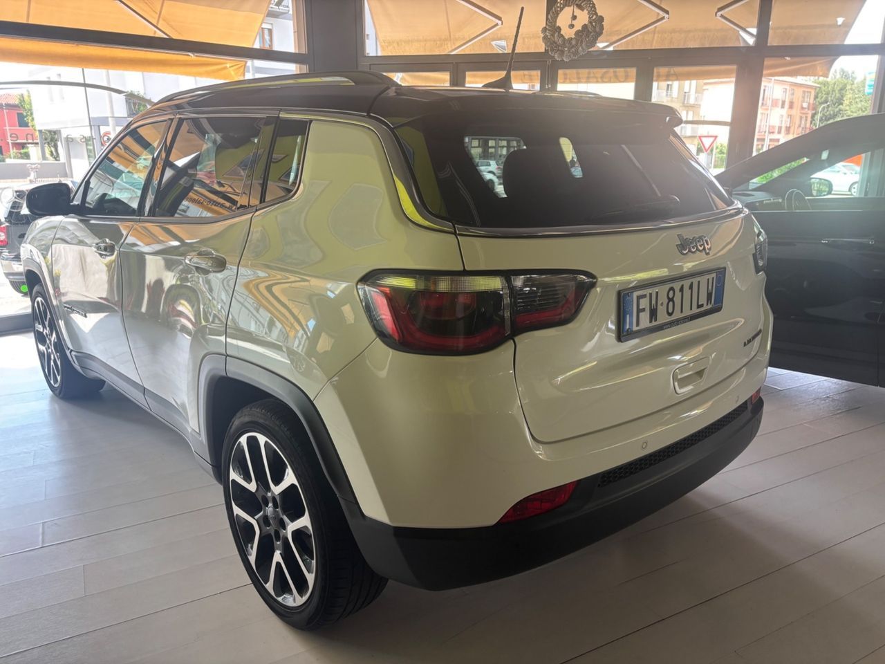 Jeep Compass 1.6 Multijet II 2WD Limited imagem 3