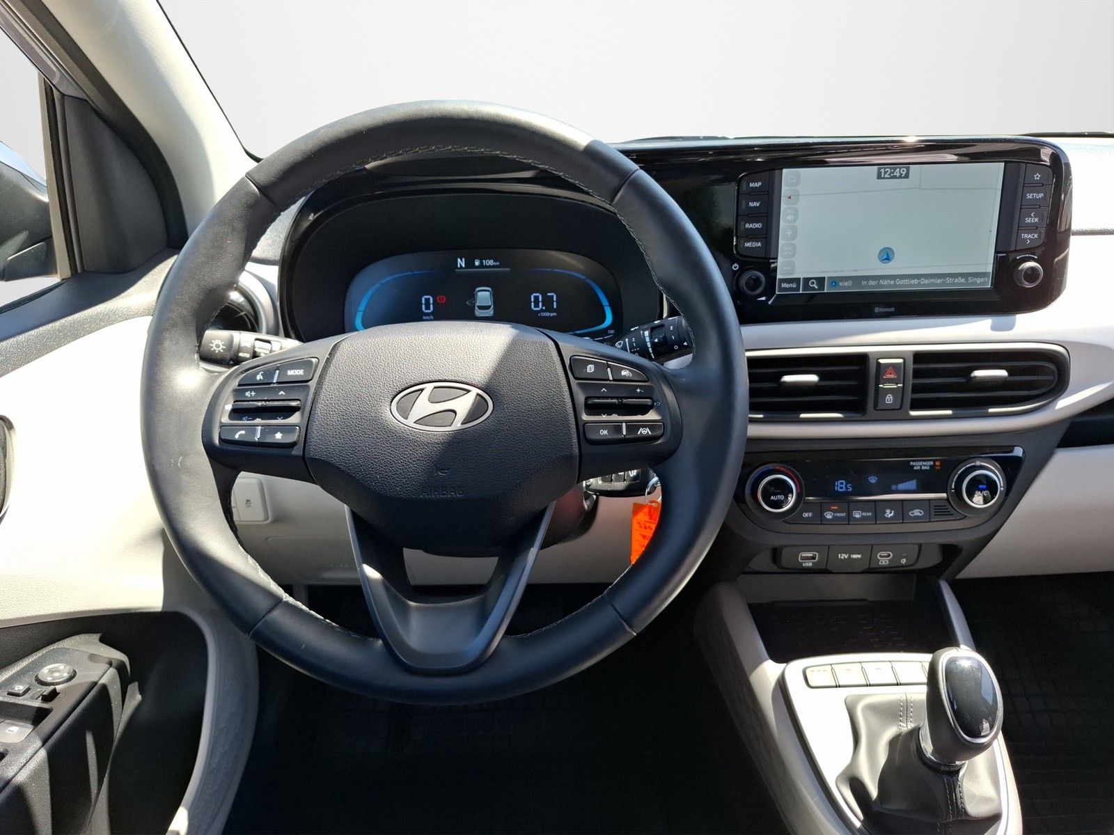 HYUNDAI i10 Prime 1.2 AUTOMATIK / KLIMA / DAB+ / NAVI / - Image 11