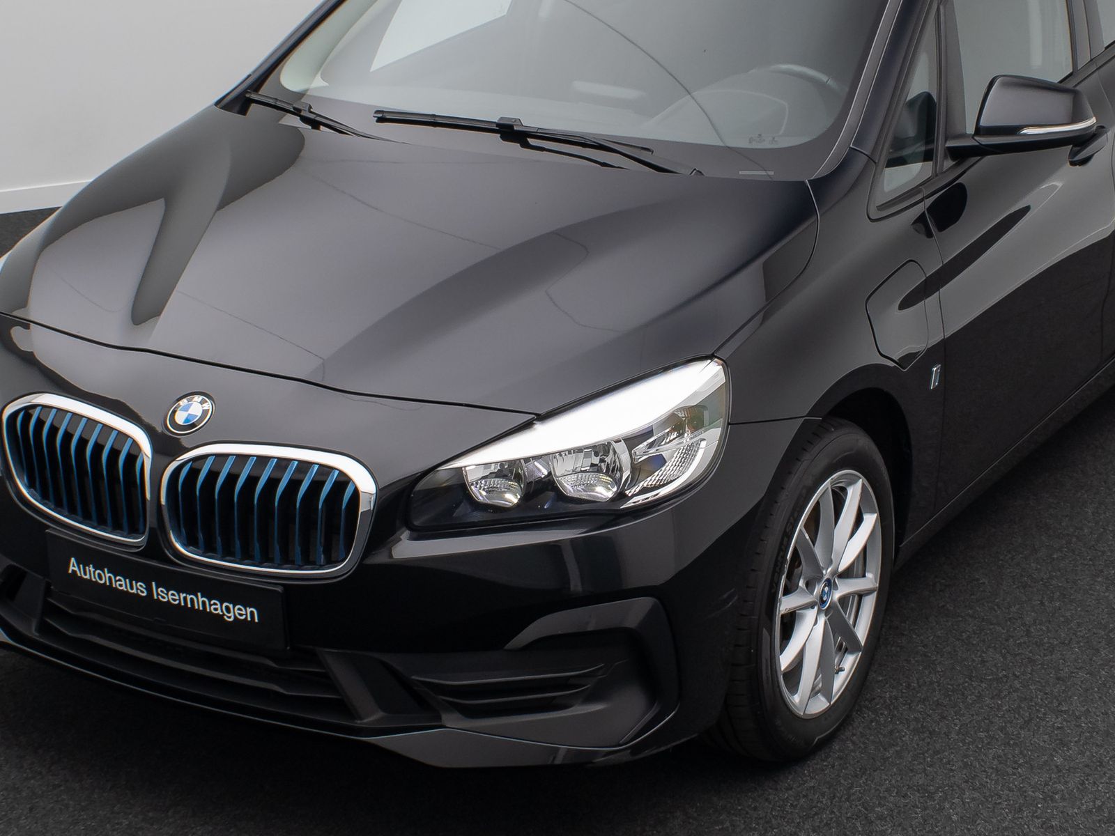 Fahrzeugabbildung BMW 225xe iPerf  Active Tourer Navi Geschwindig Touc