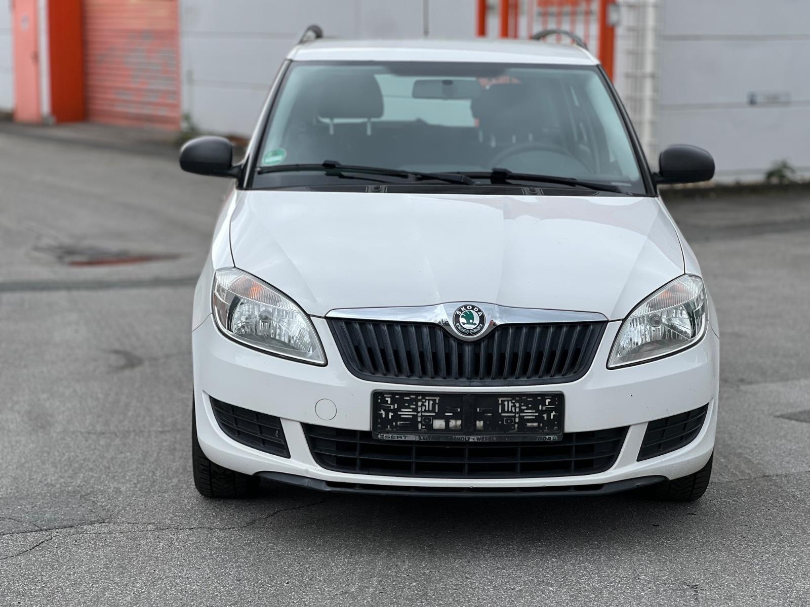 Skoda Fabia 2012 — photo 7