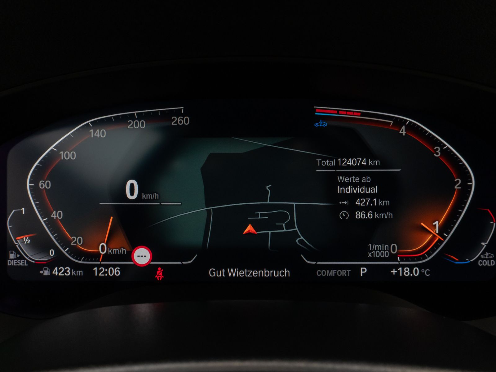 Fahrzeugabbildung BMW 520d Kamera DAB 4xKlima Leder M Sport AHK Alarm