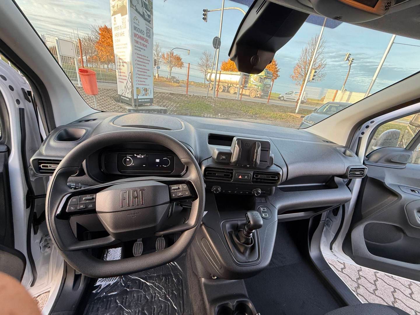 Fahrzeugabbildung Fiat Doblo L1 LIGHT EASY PRO