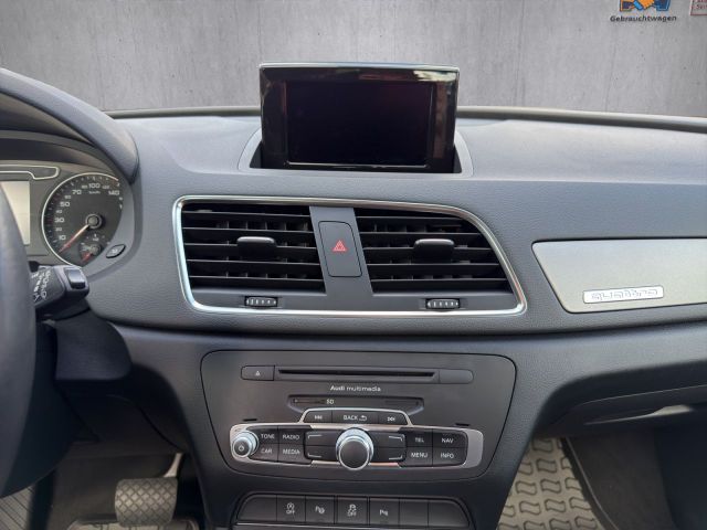 Q3 2.0 TFSI quattro/AHK/Xenon/DSG/PDC Klima