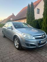 Opel Astra 1.6 Ecotec Edition 85kW Easytronic Edition - Opel Astra: Easytronic