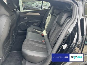 Peugeot 408 - 10