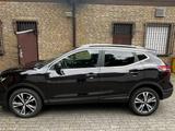 Nissan Qashqai 1.6 DIG-T N-CONNECTA N-CONNECTA - Nissan Qashqai: Privatanbieter