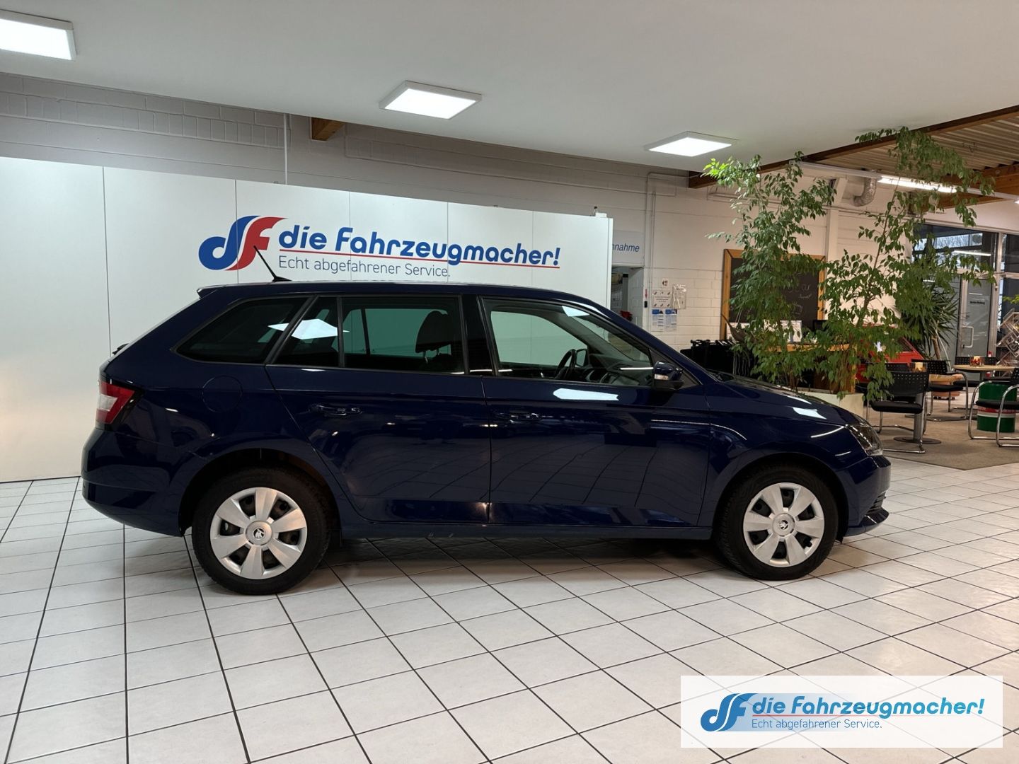 Fahrzeugabbildung SKODA Fabia Combi Ambition 1.4 TDI Navi DAB Tempomat