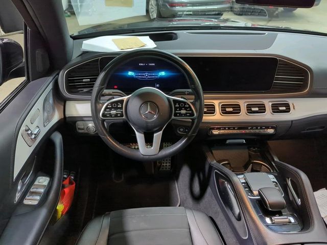 Mercedes-Benz GLE 300d 4MATIC/9G/AMG LINE/PANO/AIRMATIC/HUD