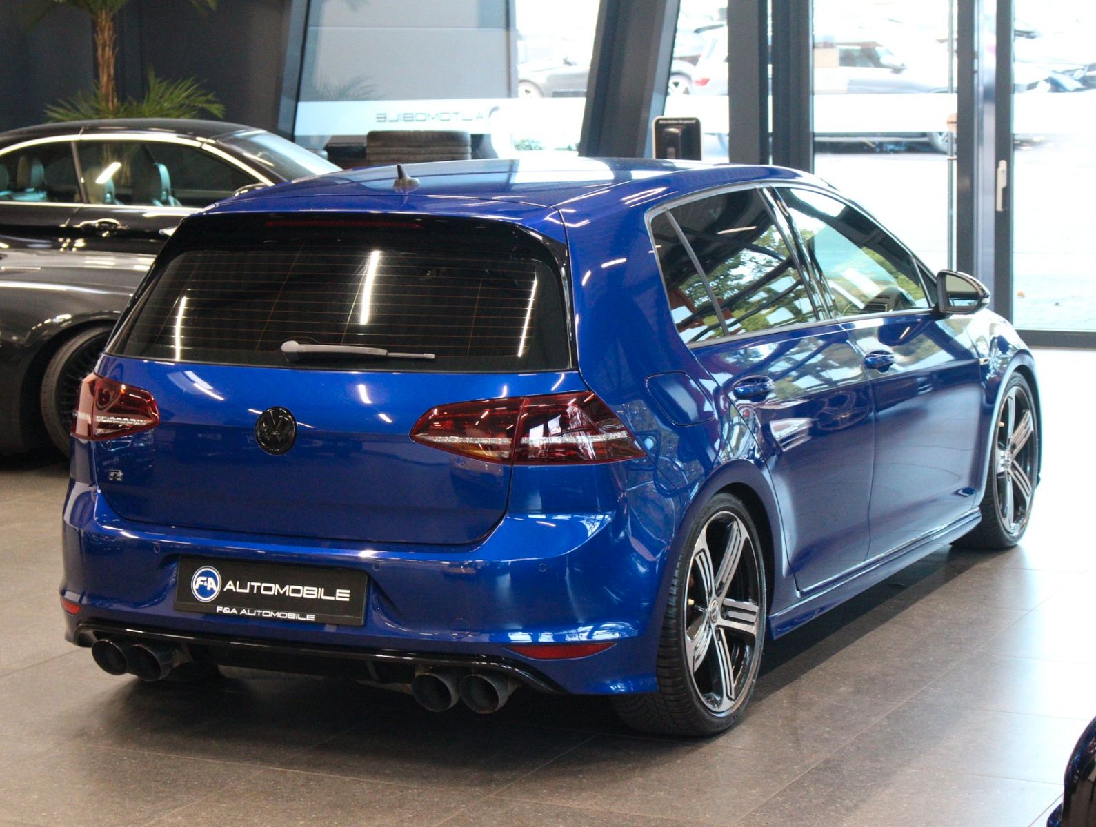 Fahrzeugabbildung Volkswagen Golf VII Lim. R BMT 4Motion APR Tuning*Bi Xenon