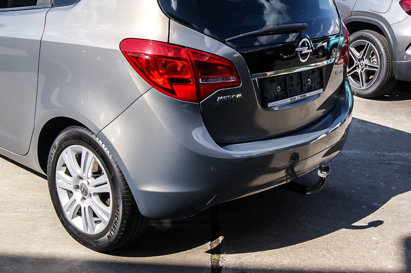 Fahrzeugabbildung Opel Meriva B 1.4Turbo 150 Jahre Opel 1HAND ANHZV PDC