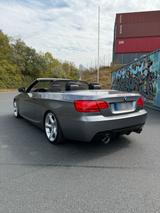 BMW E93 335i DKG M PAKET SAISONFAHRZEUG - BMW 335 in Dortmund