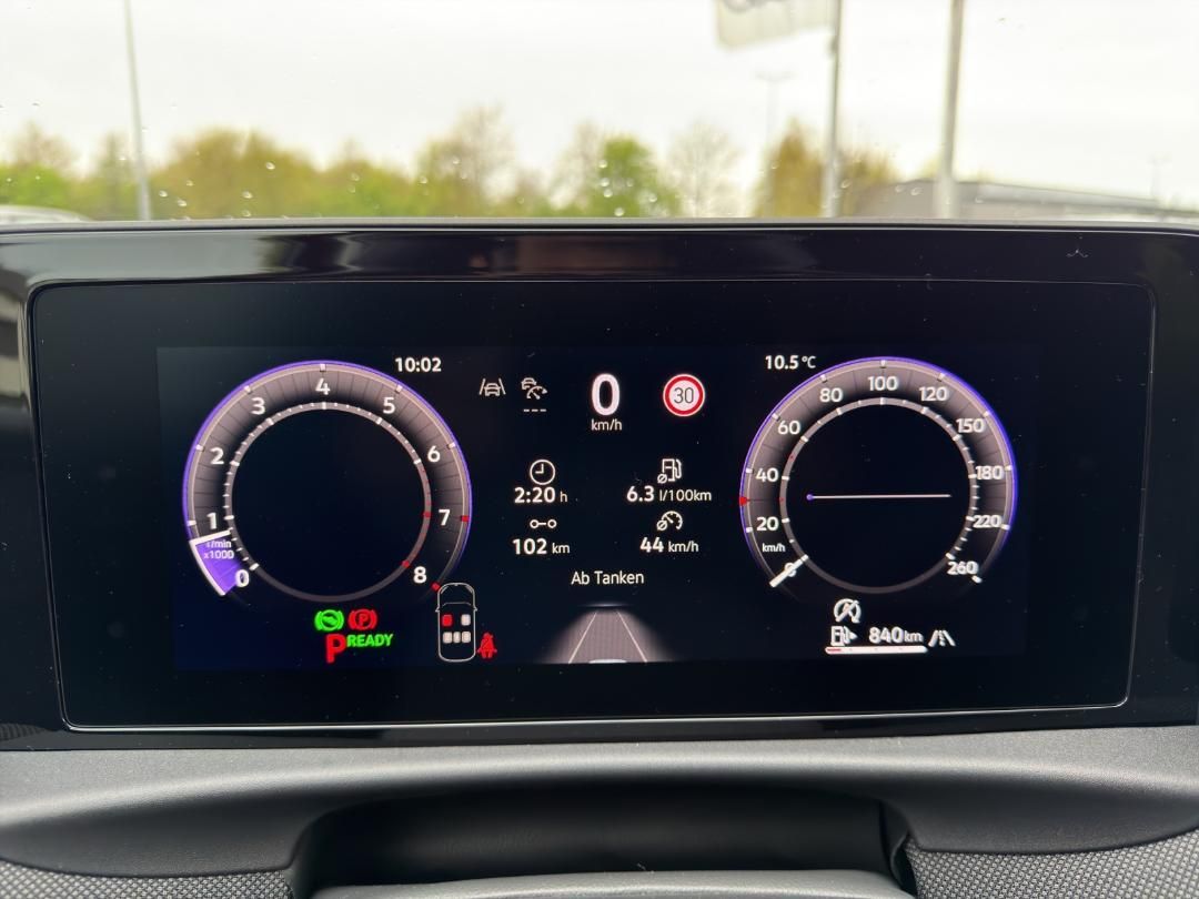 Fahrzeugabbildung Volkswagen T-ROC Life GHR,AHK,App-Connect,Winterpaket,17LM-