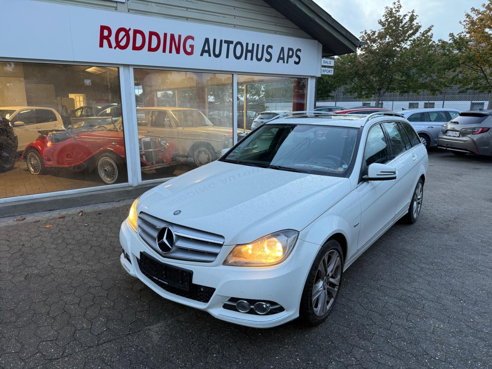 Mercedes-Benz C 220