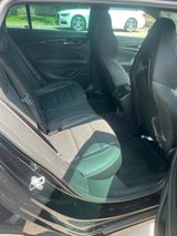 Opel Insignia B Sports Tourer GSi 4x4 - Opel Insignia: Allradantrieb, Tourer Sports