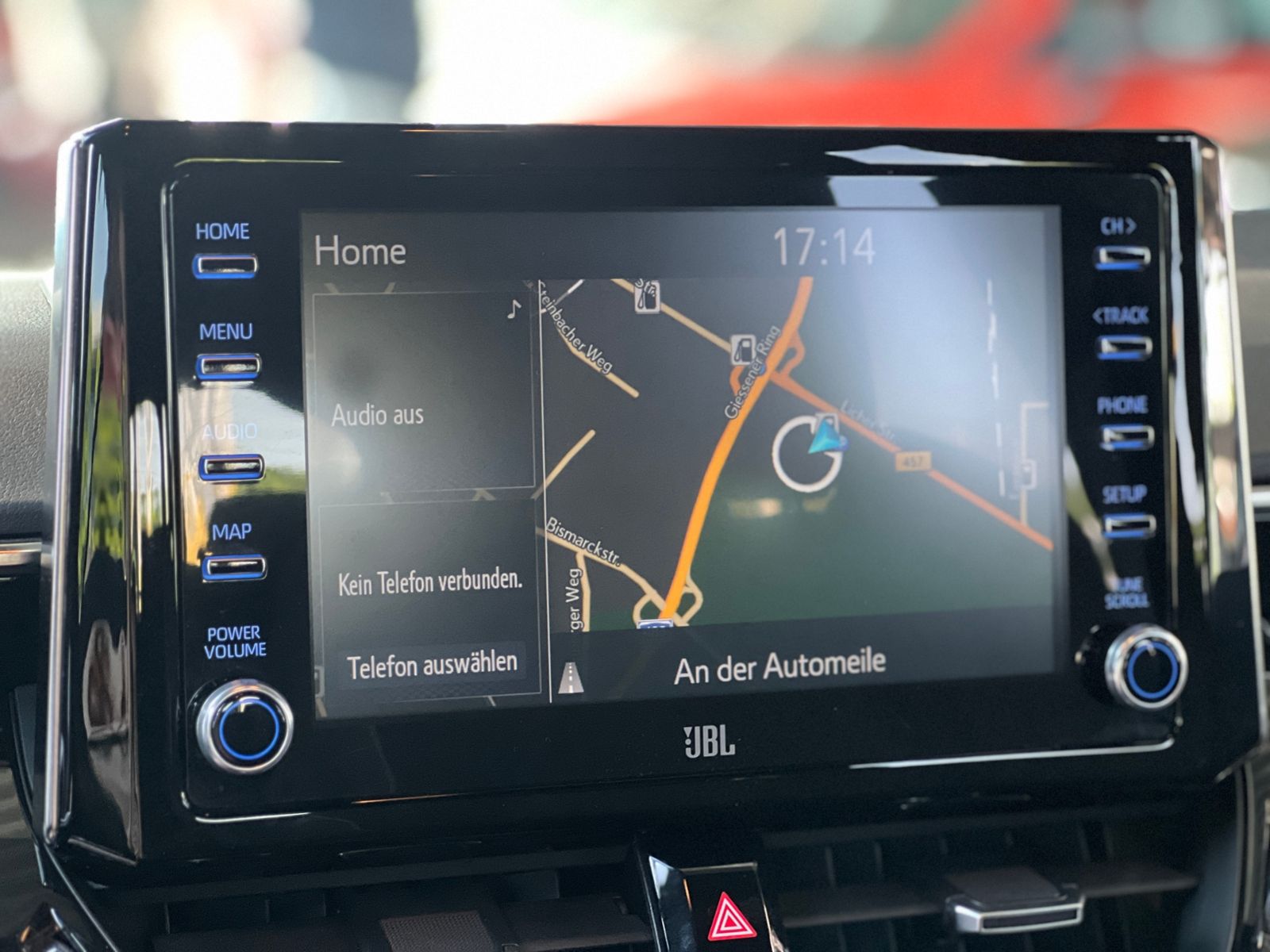 Fahrzeugabbildung Toyota Corolla 2.0 Hybrid Team D JBL LED RFK NAVI SHZ