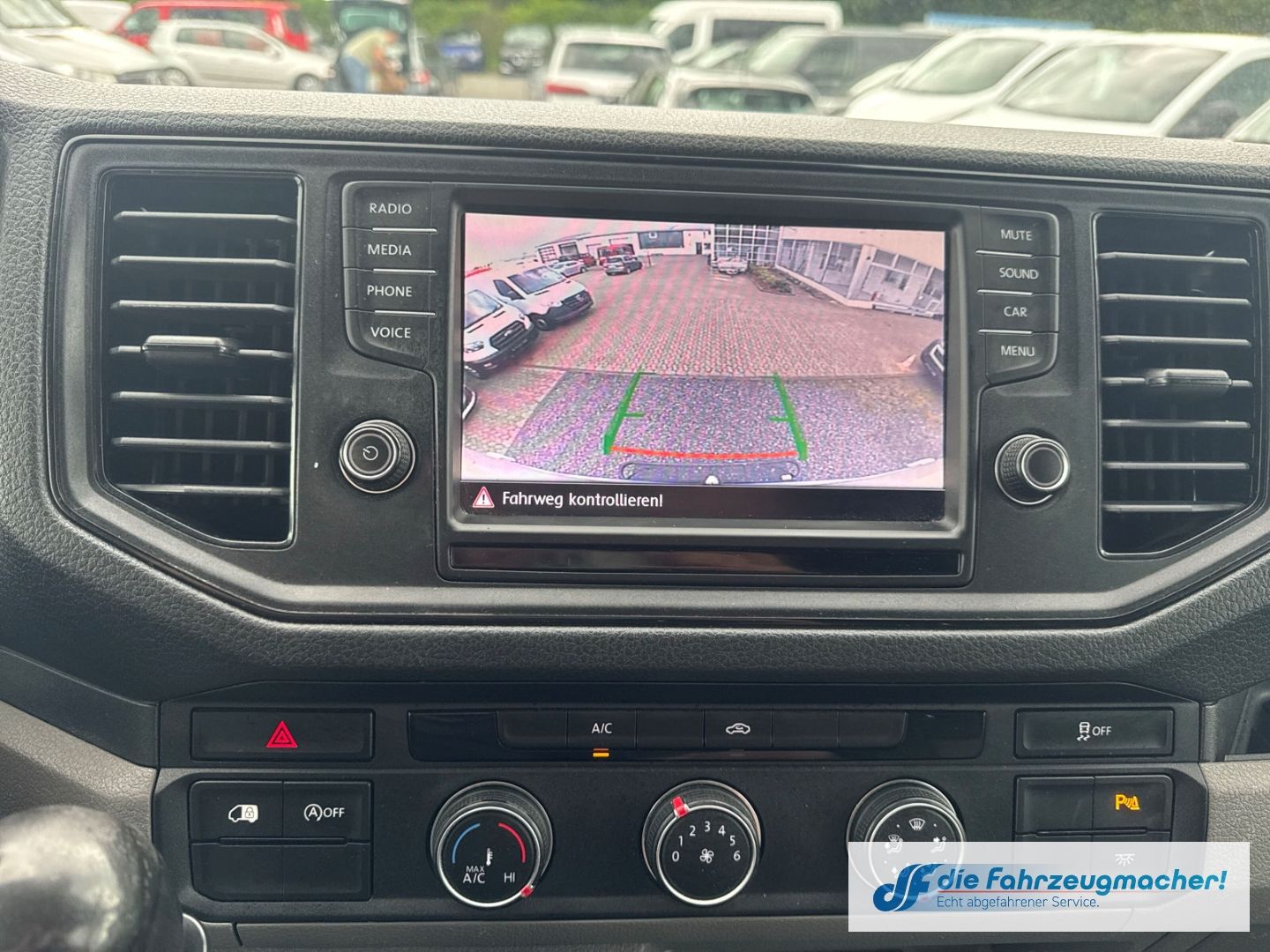 Fahrzeugabbildung Volkswagen Crafter Kasten 35 L2H2Glastransporte KAMERA PDCv