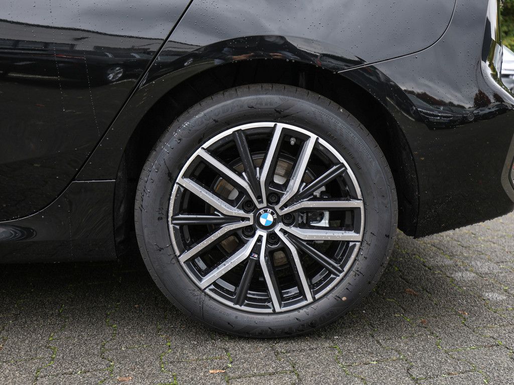 BMW 220 Active Tourer - Bild 13