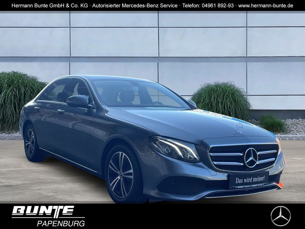 Mercedes-Benz E 220