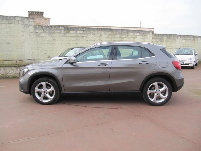 Mercedes-Benz Mercedes-benz GLA 180 d Automatic Premium - 2017