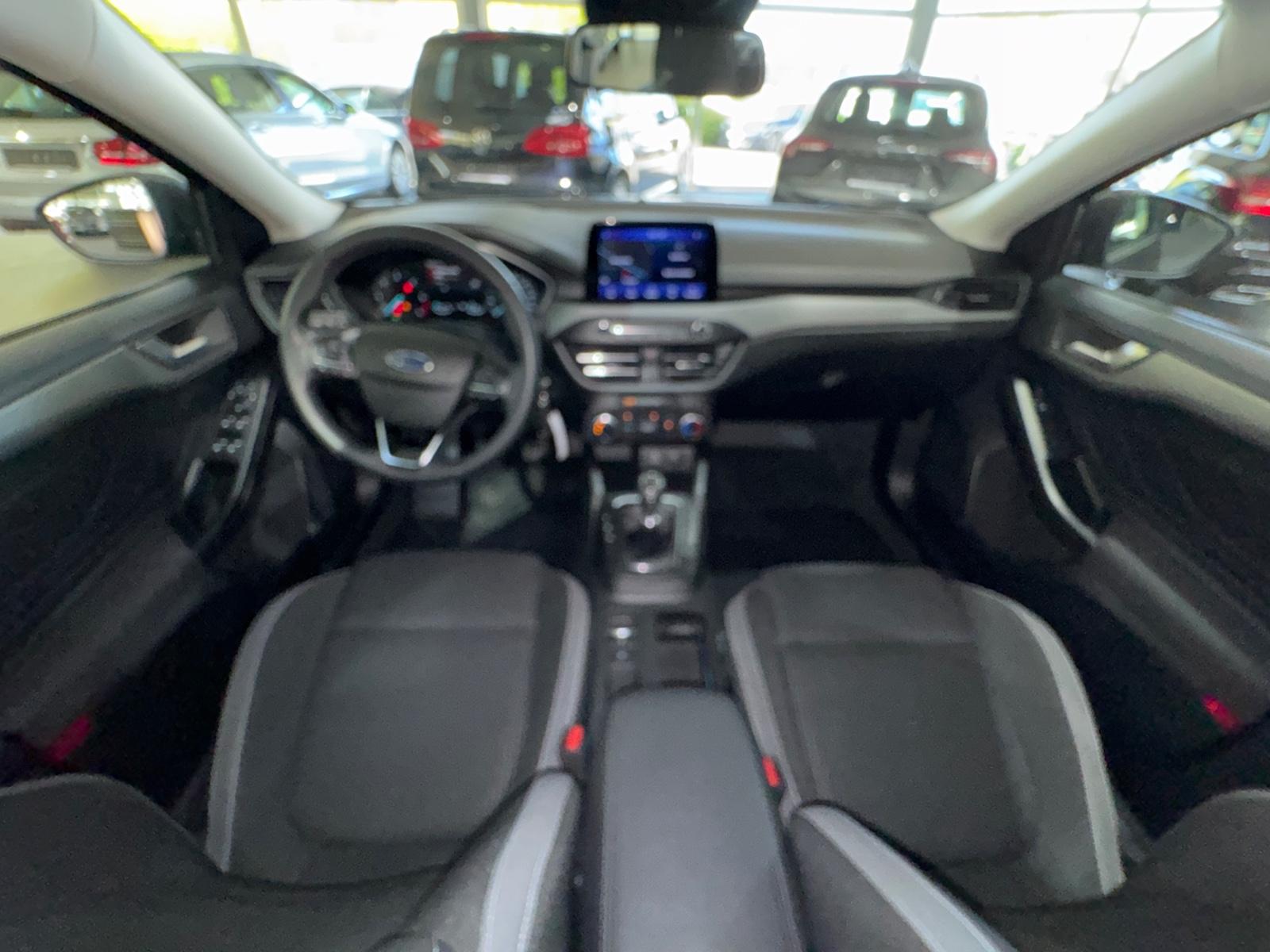 Ford Focus Tur 1.5D Cool&Connect Navi LED PDC Sitzh.