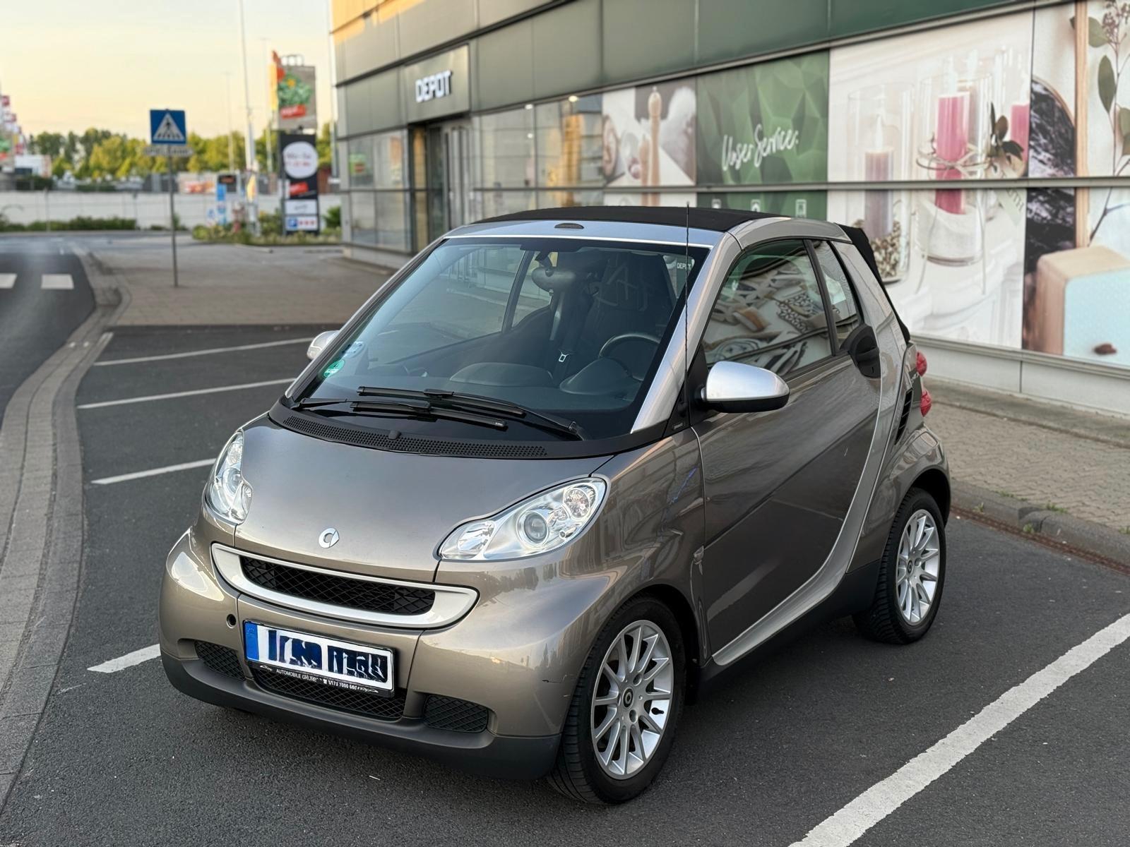 Smart ForTwo Cabrio 1.0 mhd passion AUTOMATIK + KLIMA