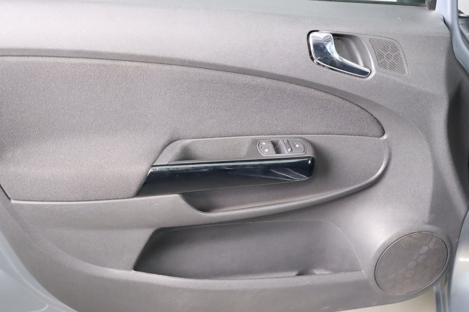Fahrzeugabbildung Opel Corsa 1.2 16V Klima * wenig km