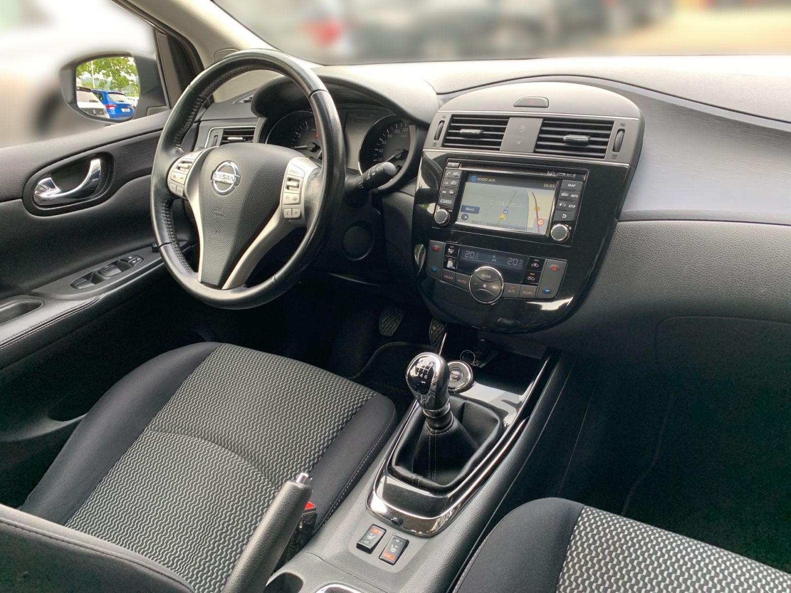 Fahrzeugabbildung Nissan Pulsar 1.2 DIG-T Acenta Navi Sitzheizung Kamera