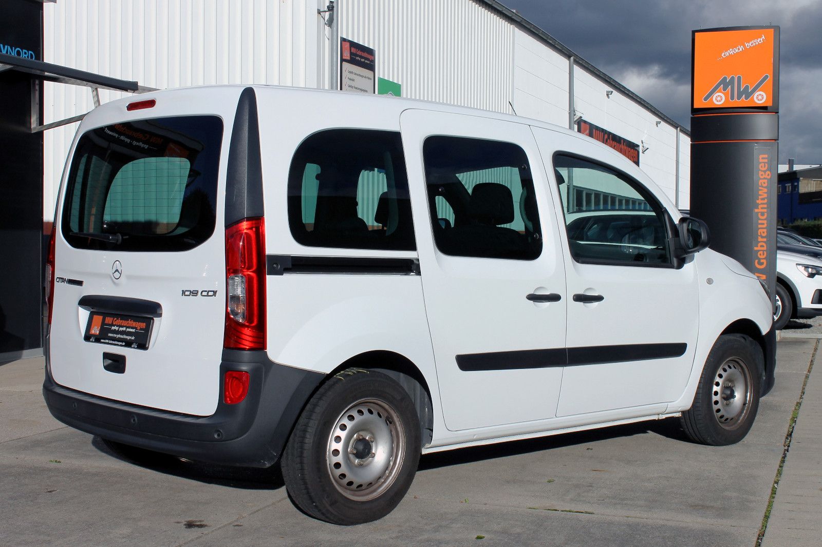 Fahrzeugabbildung Mercedes-Benz Citan Kombi 109 CDI lang Kamera Temp. PDC SHZ BT