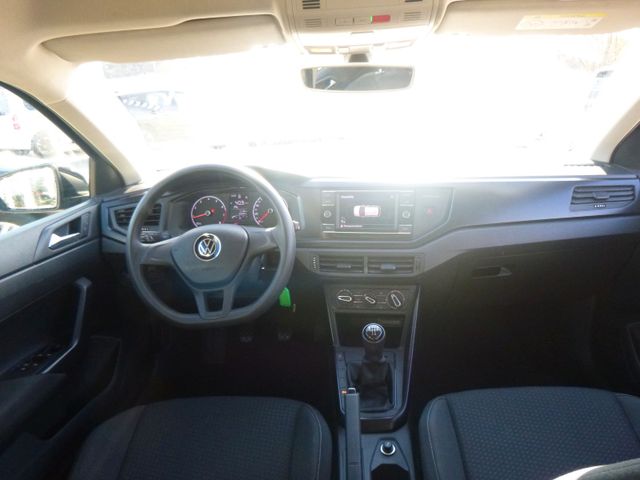 Fahrzeugabbildung Volkswagen Polo VI Trendline >Sitzheiz/Einparkhilfe<