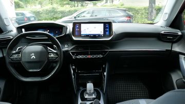 Fahrzeugabbildung Peugeot 2008 Allure, Navi, Klima, Kamera