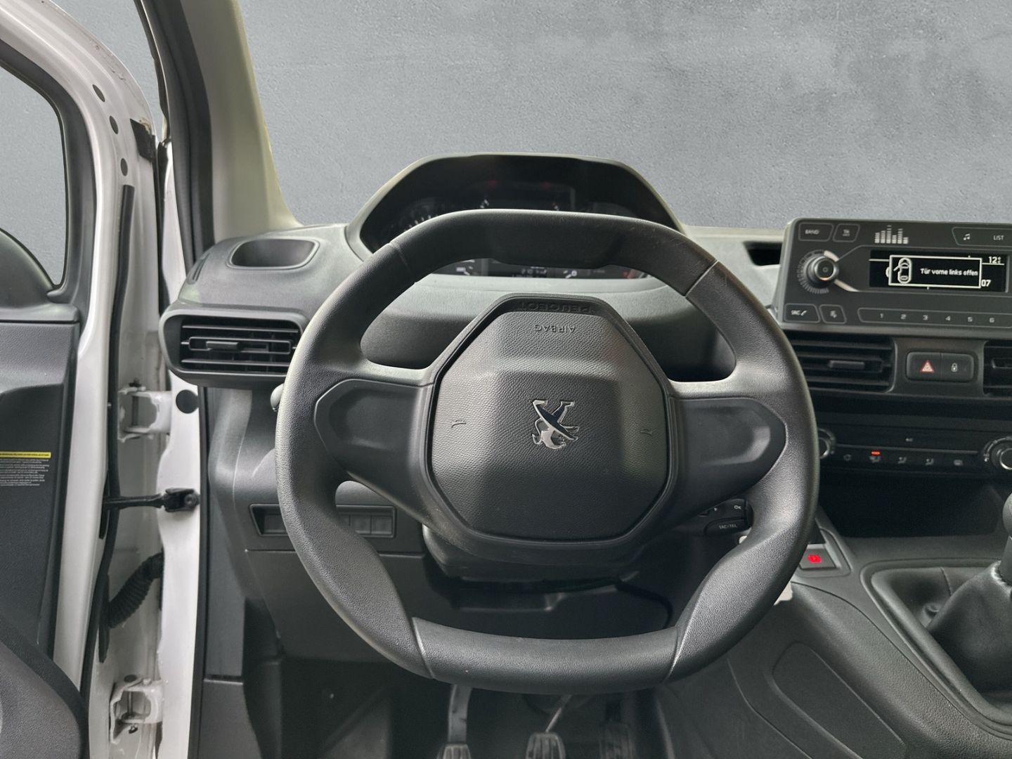 Fahrzeugabbildung Peugeot Partner Peugeot PART PRO EN L1 HDI75 DAB Notbrem