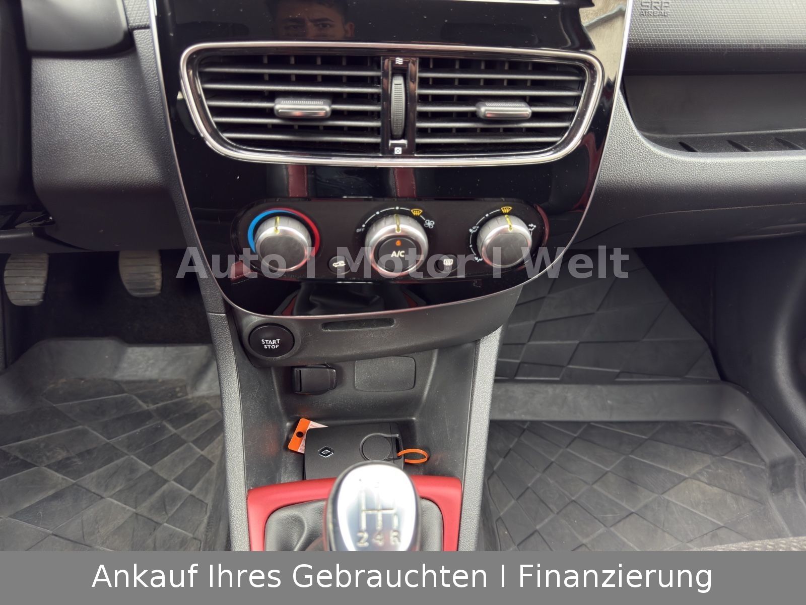 Fahrzeugabbildung Renault Clio IV Intens LED/ALU/NAVI/TEMPOMAT/BT-AUDIO