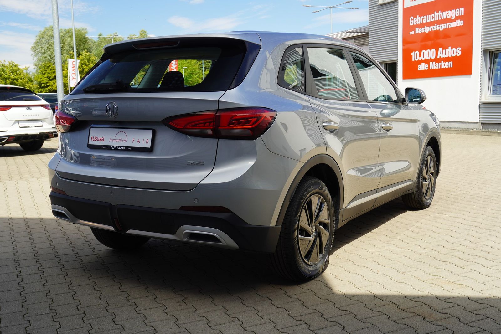 MG ZS