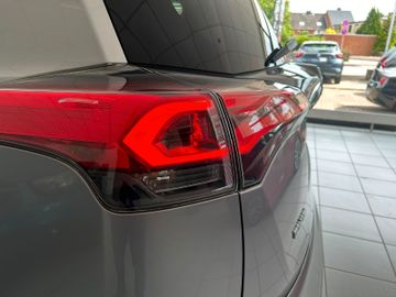 Toyota RAV 4 - 10
