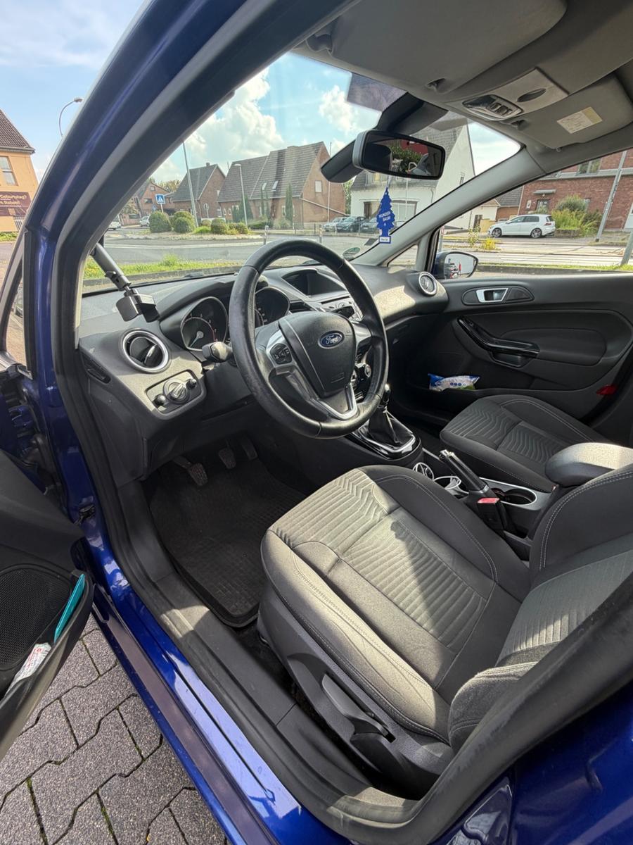 Ford Fiesta 1,0 EcoBoost 74kW S/S SYNC Edition SY...