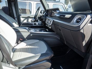 Mercedes G 580 - 4