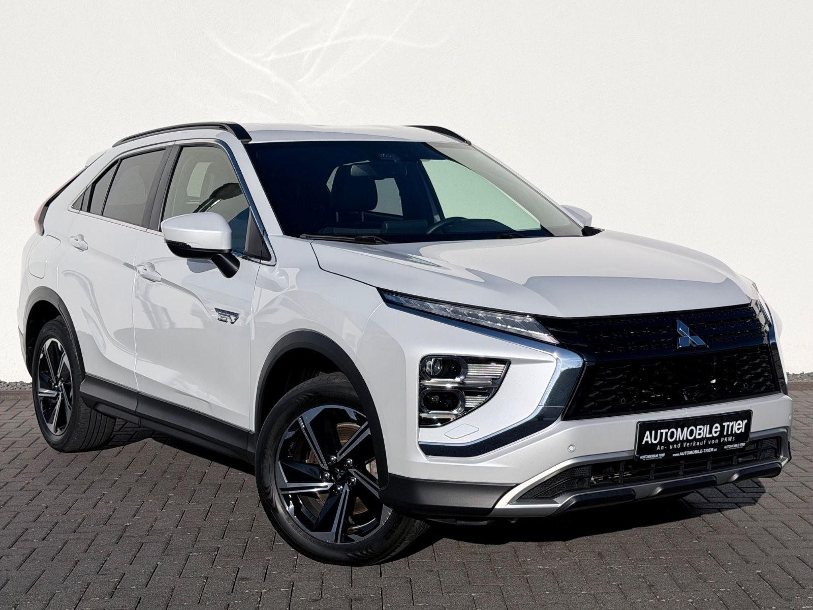 Mitsubishi Eclipse Cross Plus 2.4 Hybrid 4WD /NAVI/LED/CAM/ imagem 3