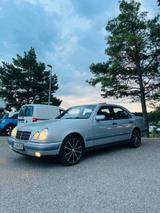 Mercedes-Benz Mercedes Youngtimer Oltimer W210 E200 Eleg... - Mercedes-Benz E-Class: 210