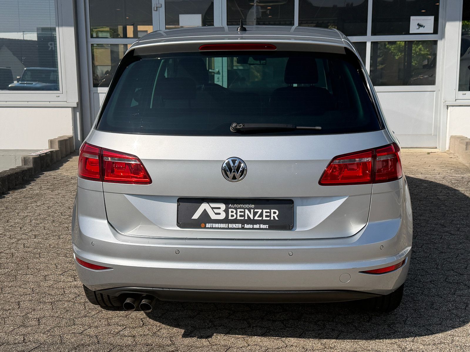 Fahrzeugabbildung Volkswagen Golf Sportsvan VII Lounge /AUTOMATIK/ACC/SHZ/