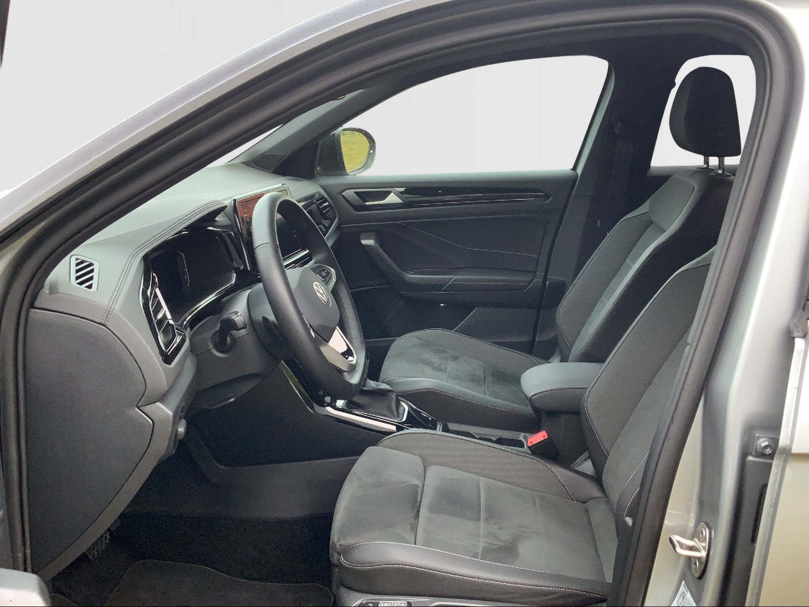 T-Roc 1.5 TSI Style, AHK,SHZ,RFK,LED+,NAV.