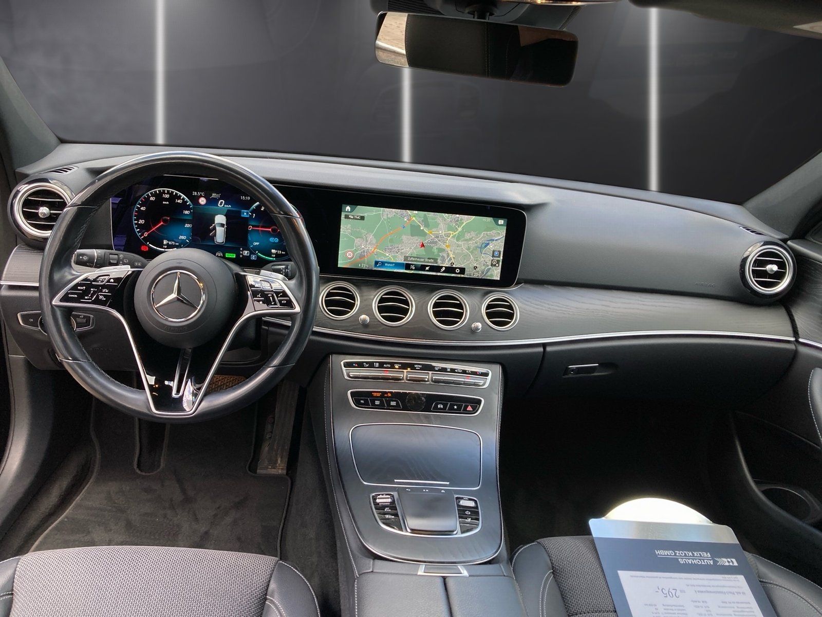 Fahrzeugabbildung Mercedes-Benz E 300 T de Avantgarde*Distronic*AHK*Totwink*Cam*