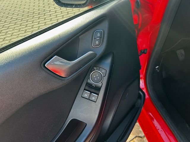 Fiesta Cool & Connect*PDC*SZH*FSH