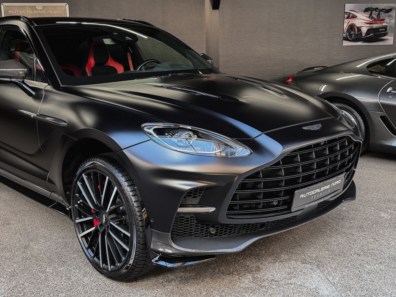 Aston Martin DBX 707 | Full Carbon | Sports Plus Seats | PPF  foto 5