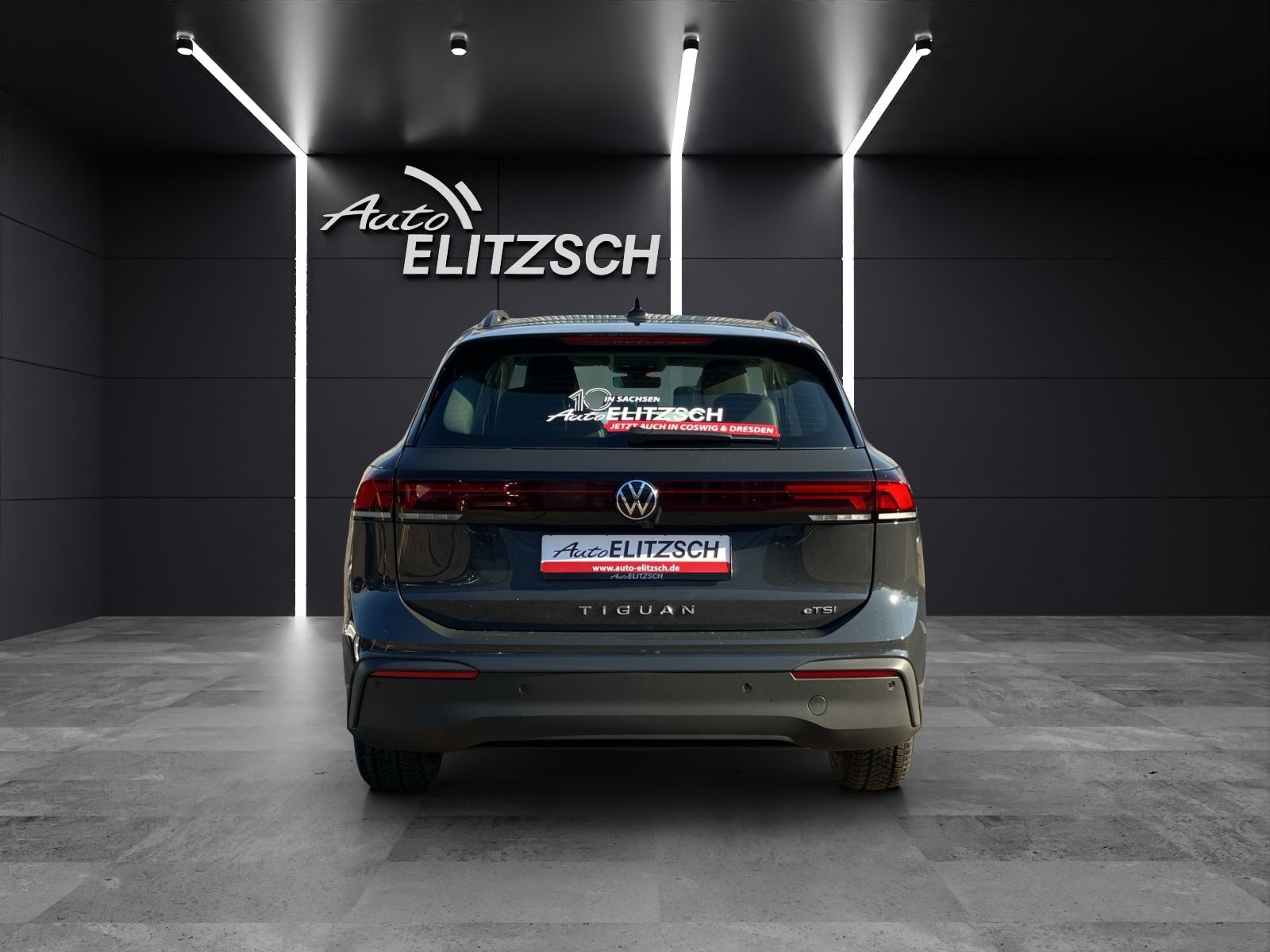 Fahrzeugabbildung Volkswagen Tiguan 1.5 e Life DSG LED ACC RearView Ambiente