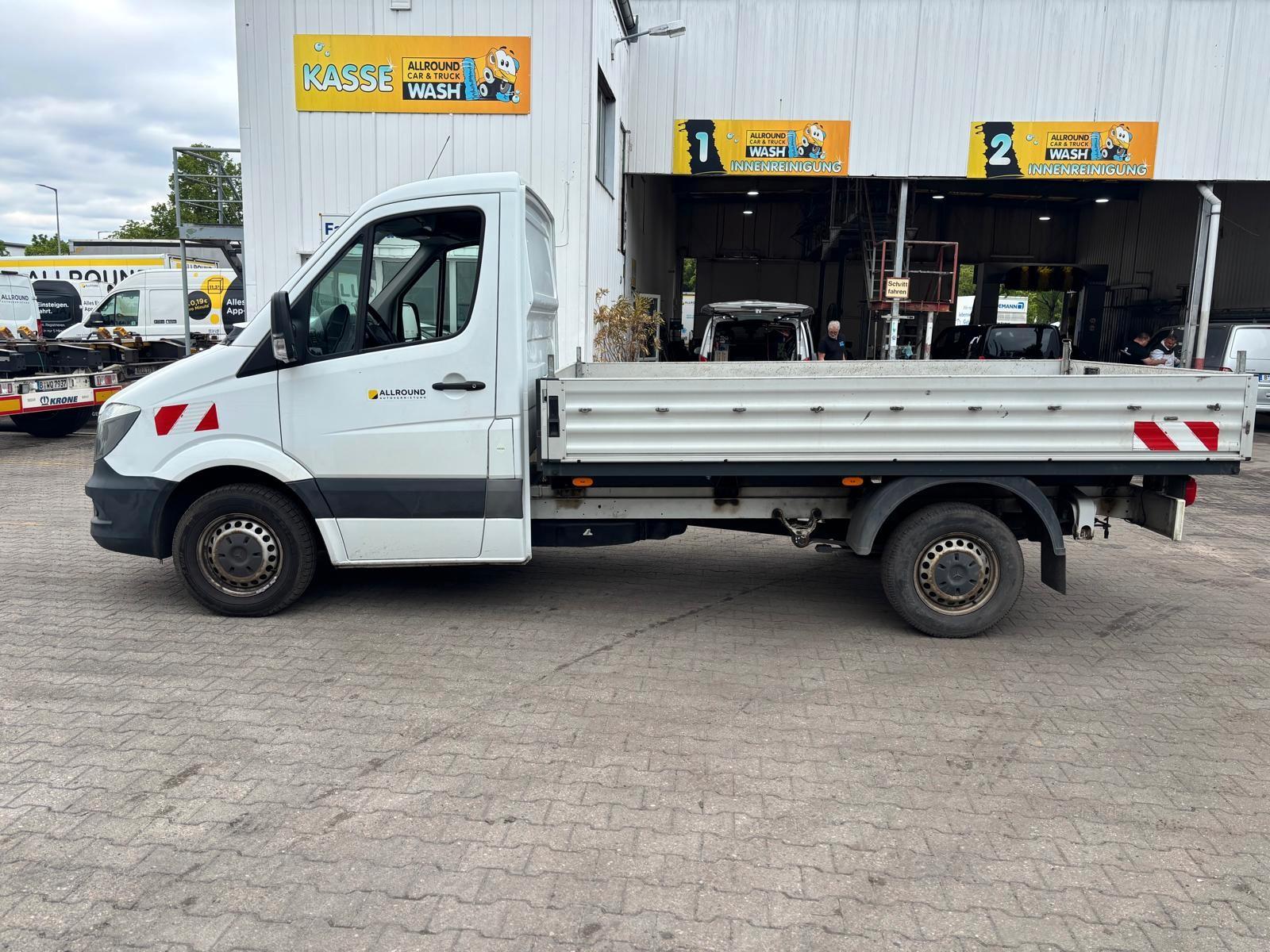Mercedes-Benz Sprinter 311 Pritsche / Plane