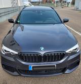 BMW 520d xDrive Touring A -mit Garantie M-Sportpaket