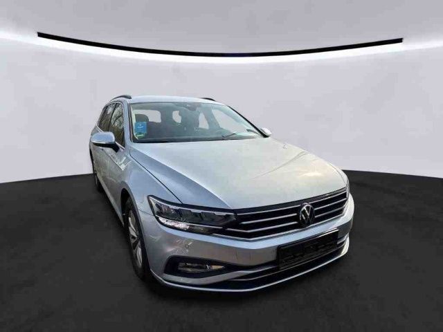 Volkswagen Passat Variant - Bild 13