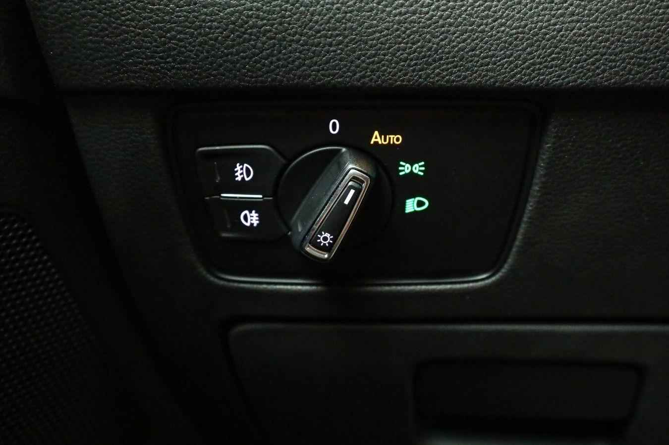 Volkswagen Passat Elegance R-Line 2.0 TSI AHK, IQ., миниатюра 18
