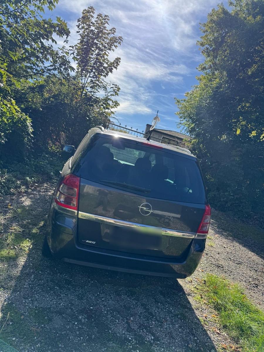 Opel Zafira