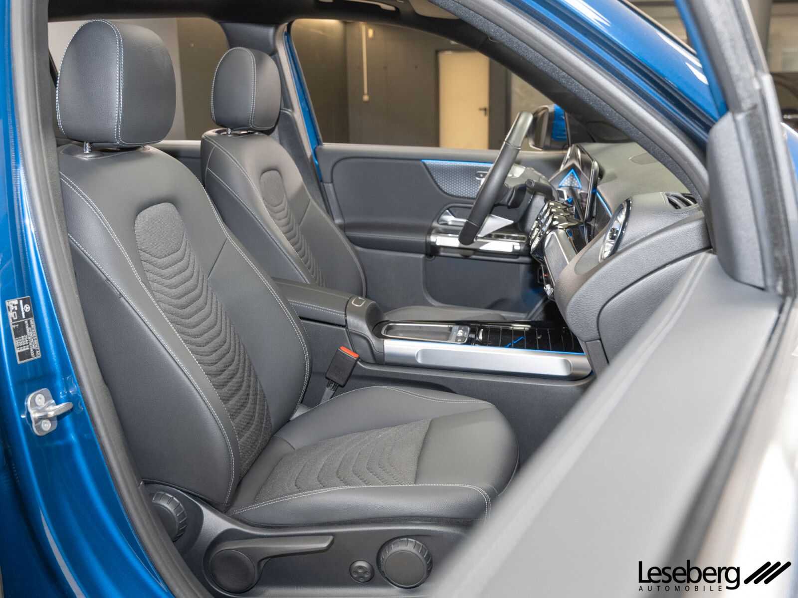 Mercedes-Benz EQB 250 Progressive Advanced LED Pano 360° DAB foto 16